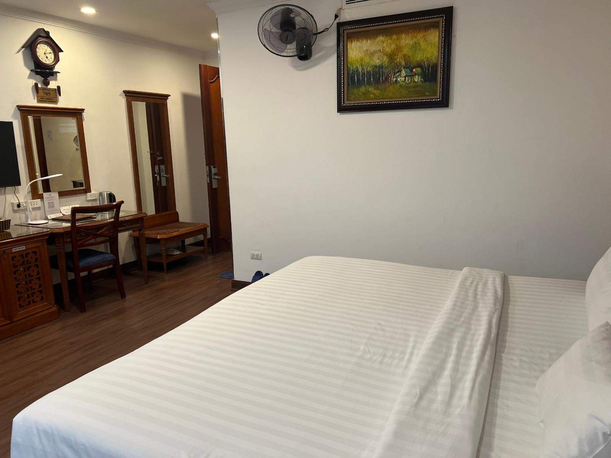 A25 Hotel - 19 Phan Dinh Phung Aparthotel Hanoi